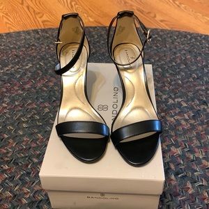 NWTs Bandolino Black Heels